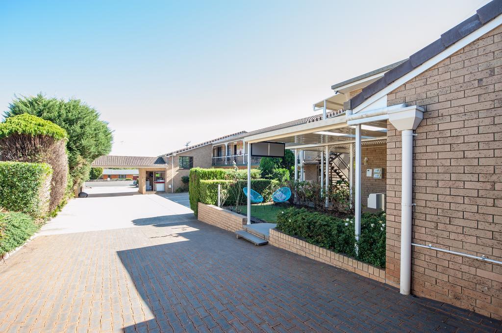 Jacaranda Place Motor Inn Toowoomba Exterior photo